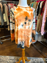 Load image into Gallery viewer, Tie Dye Contrast Top
