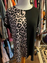 Load image into Gallery viewer, Half Leopard CB T
