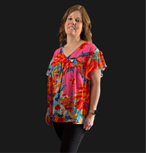 Load image into Gallery viewer, Pink Floral Blouse
