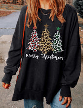 Load image into Gallery viewer, Oversized Sweater Merry Christmas
