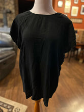 Load image into Gallery viewer, Butterfly Sleeve Top
